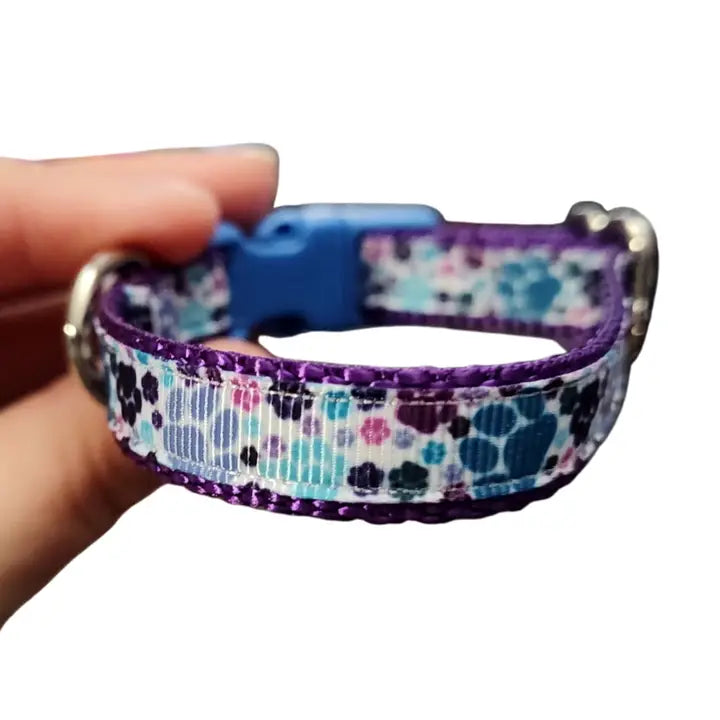 1/2" Purple Pawprints Nylon Cat Collar